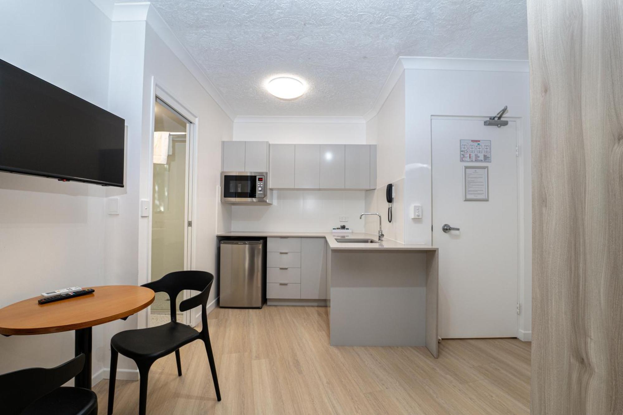 Twin Quays Noosa Aparthotel Noosaville Bagian luar foto